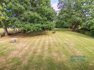 Photo 33- click for photo gallery